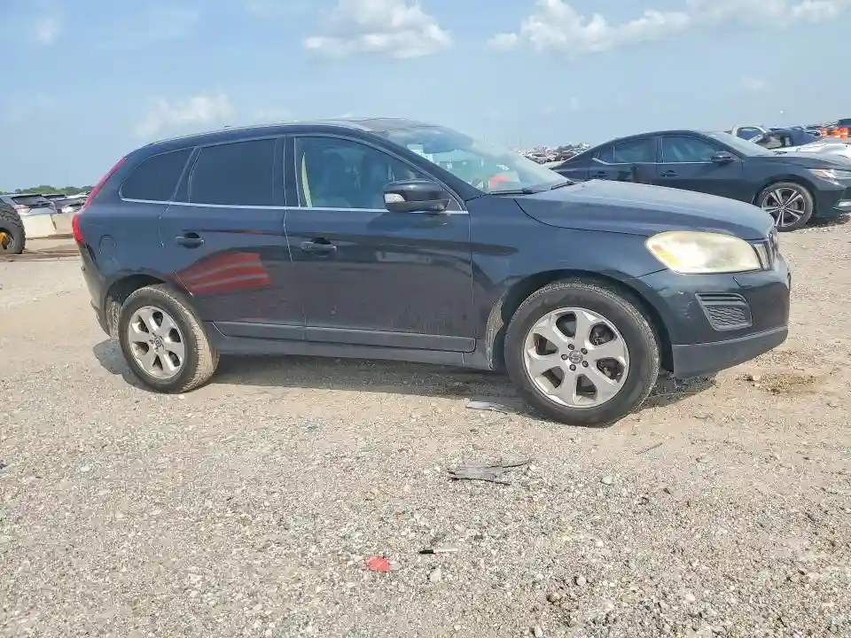 YV4940DL3D2433075 2013 VOLVO XC60-3