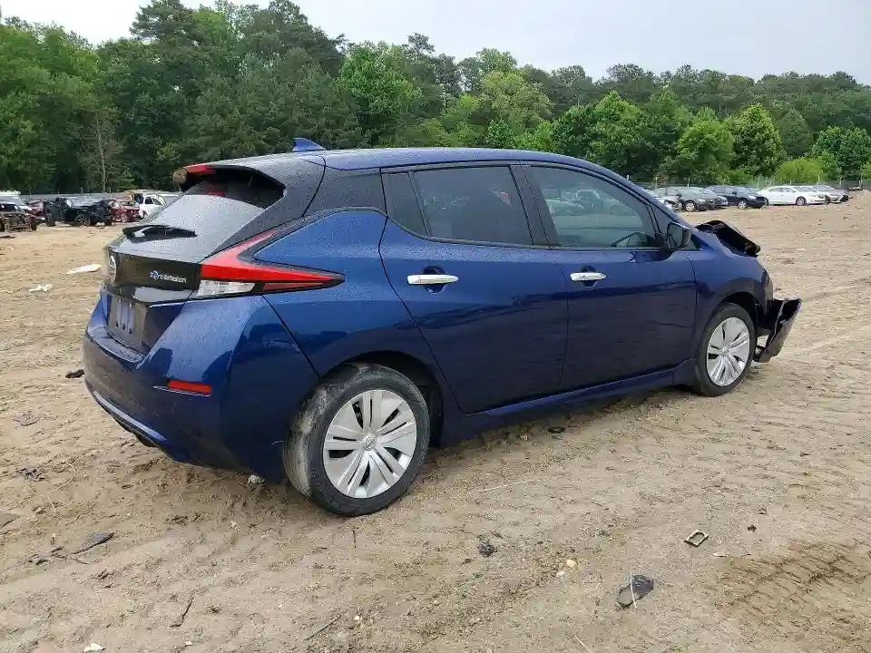 1N4AZ1BV4NC560253 2022 NISSAN LEAF-2