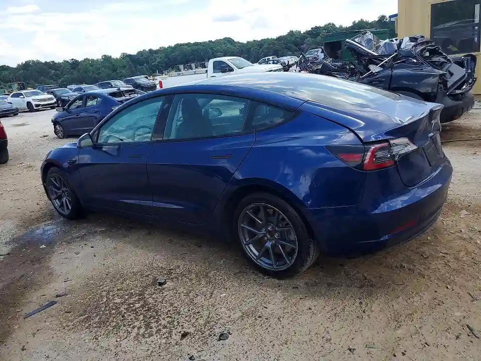 5YJ3E1EA8NF191181 2022 TESLA MODEL 3-1