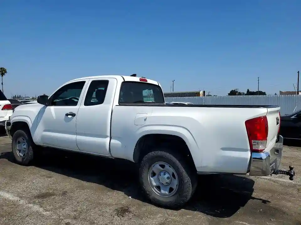 5TFRX5GN5JX112030 2018 TOYOTA TACOMA SR-1