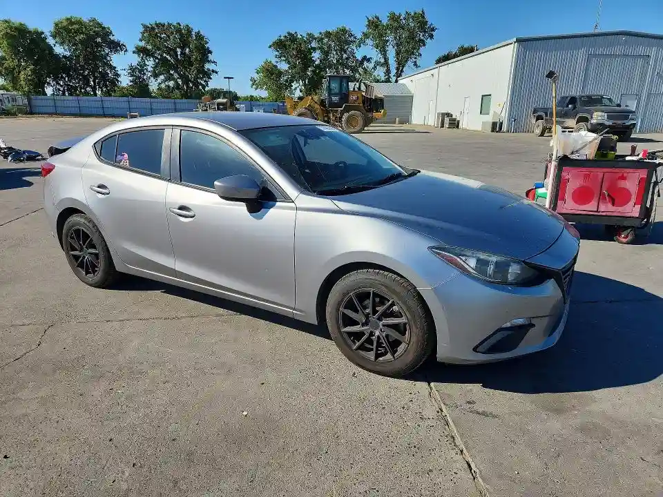 3MZBM1T72GM313907 2016 MAZDA 3-3