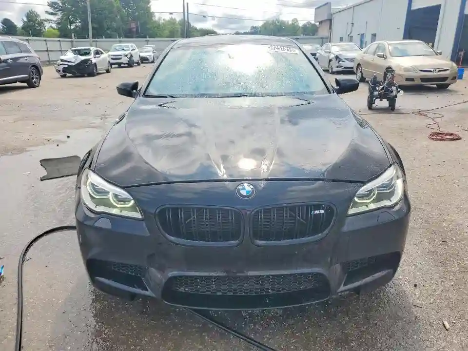 WBSFV9C50FD594784 2015 BMW M5-4