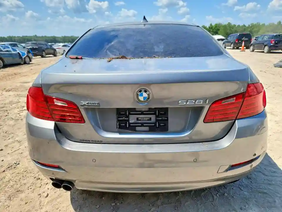 WBA5A7C53ED613584 2014 BMW 5 SERIES-5