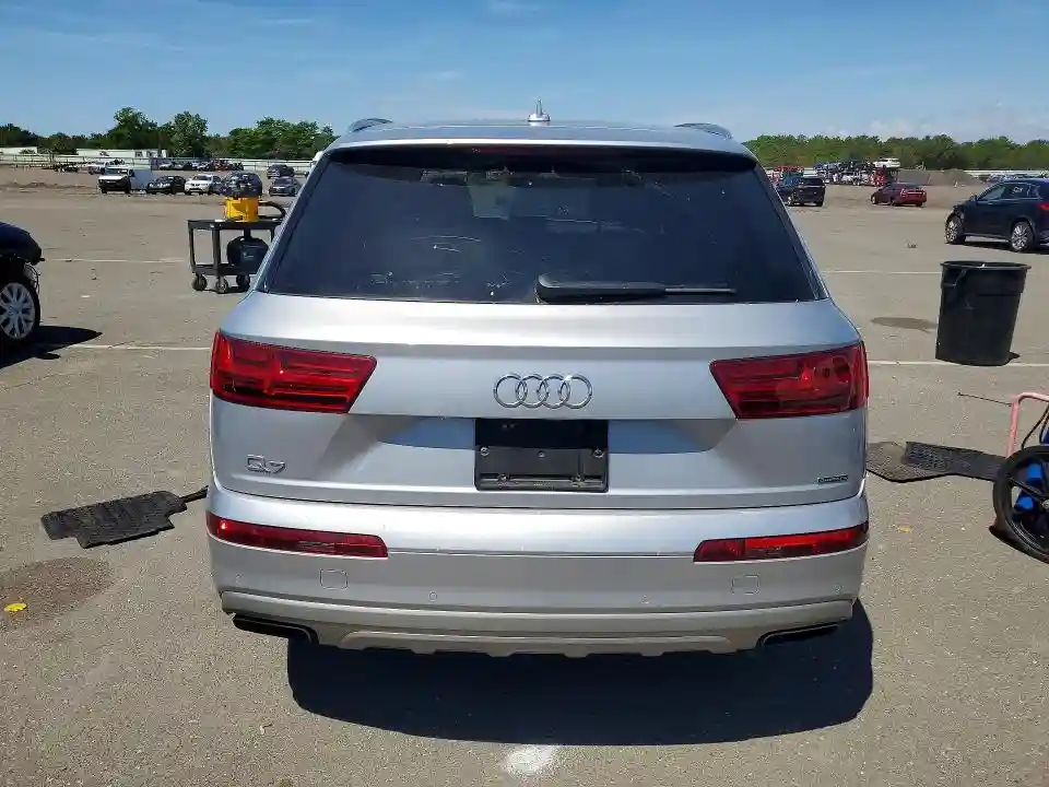 WA1AHAF70KD036266 2019 AUDI Q7-5
