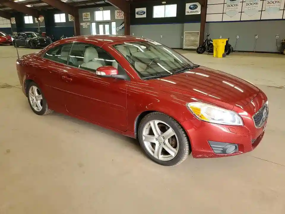 YV1672MC7BJ119757 2011 VOLVO C70-3