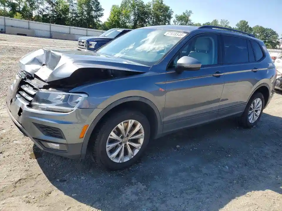 3VV1B7AX6JM019414 2018 VOLKSWAGEN TIGUAN-0