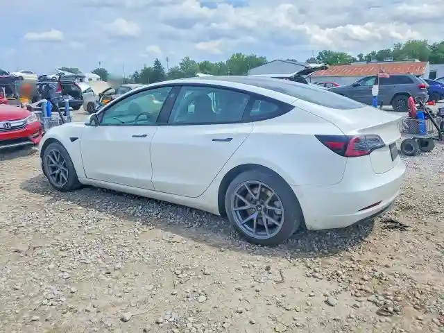 5YJ3E1EB1NF315154 2022 TESLA MODEL 3-1