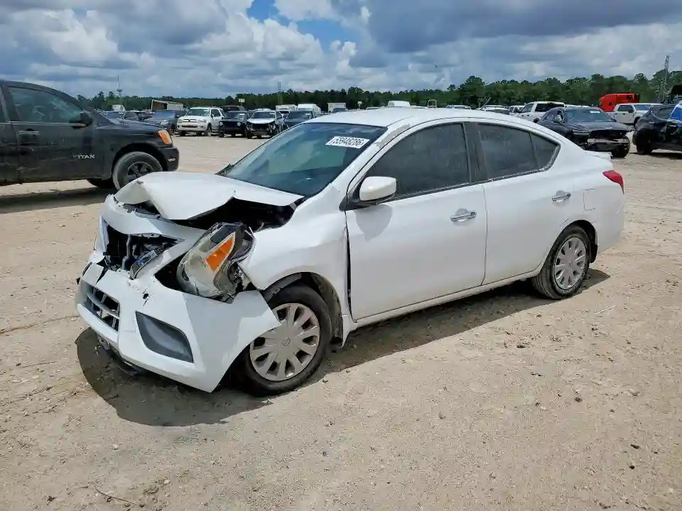 3N1CN7AP0JL868008 2018 NISSAN VERSA-0