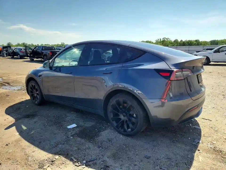 7SAYGDEE0PF608559 2023 TESLA MODEL Y-1