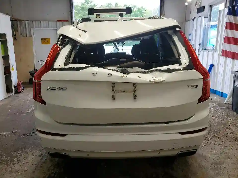 YV4102XK0H1139135 2017 VOLVO XC90-5