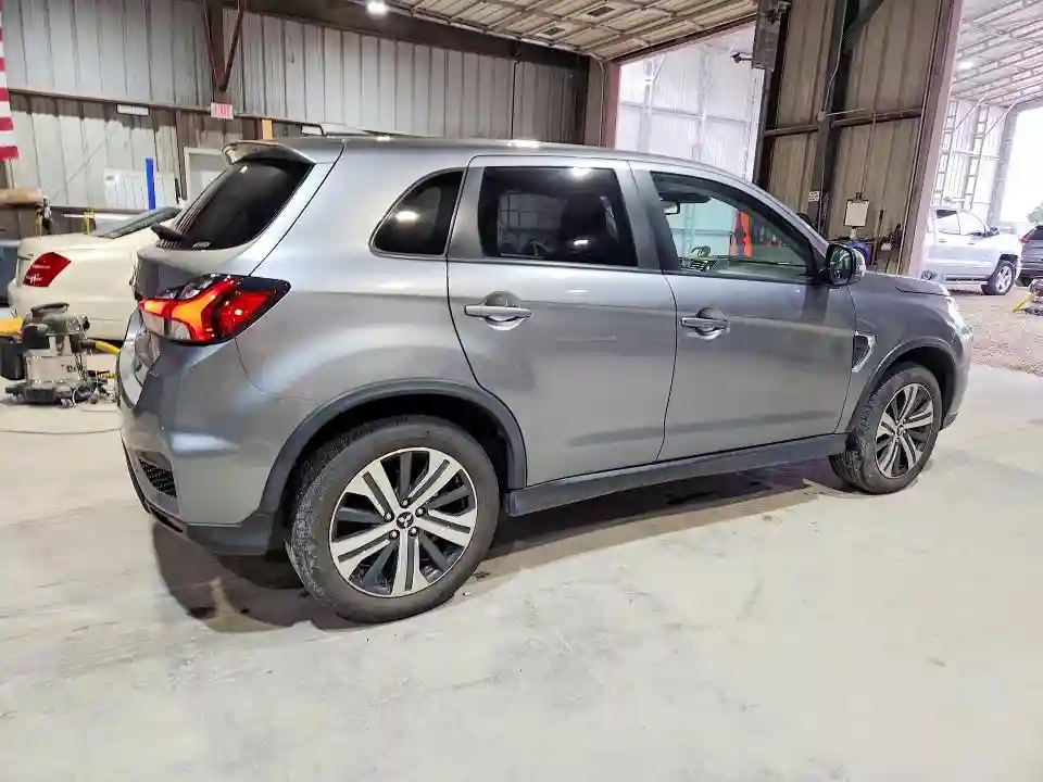 JA4ARUAU3MU025227 2021 MITSUBISHI OUTLANDER-2