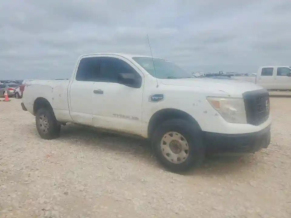 1N6AA1C32JN506699 2018 NISSAN TITAN-3