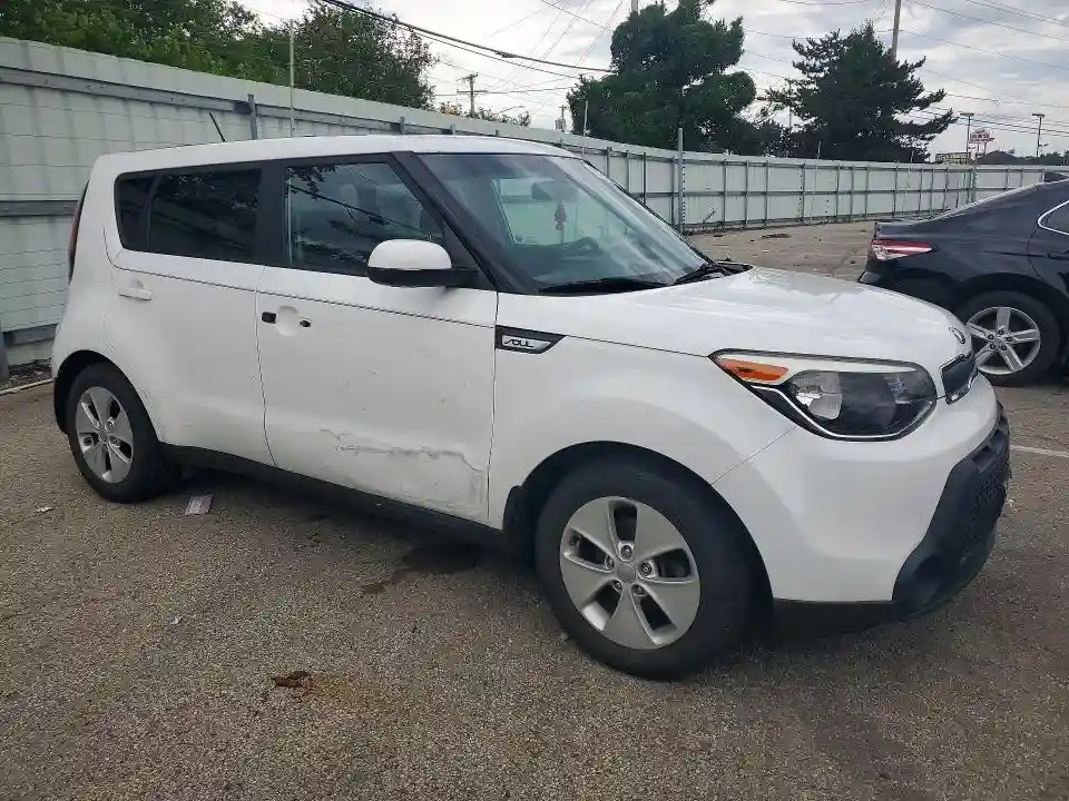 KNDJN2A2XG7843898 2016 KIA SOUL-3