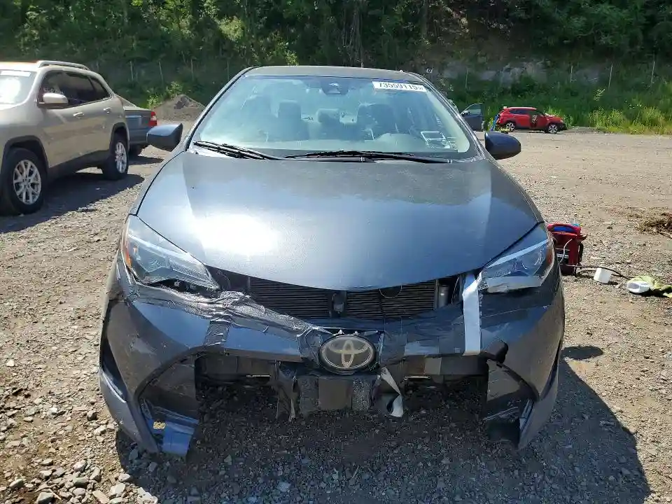 2T1BURHE0JC963814 2018 TOYOTA COROLLA-4