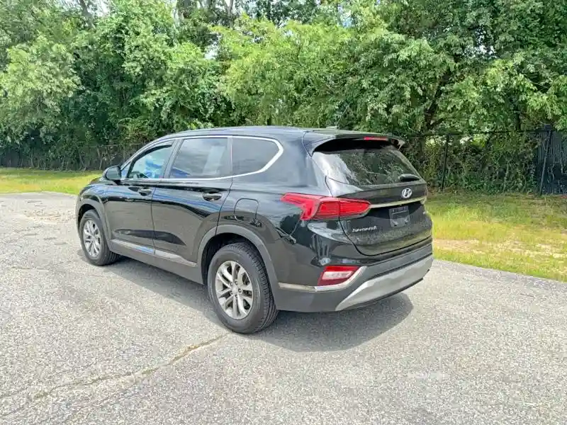 5NMS2CAD2KH065828 2019 HYUNDAI SANTA FE-2