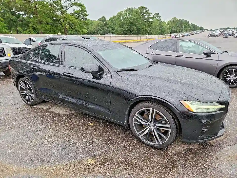 7JR102FM4MG080962 2021 VOLVO S60-3