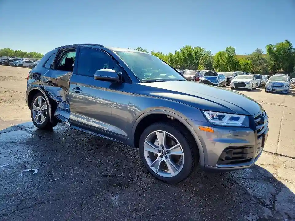 WA1BNAFY3L2066669 2020 AUDI Q5-3
