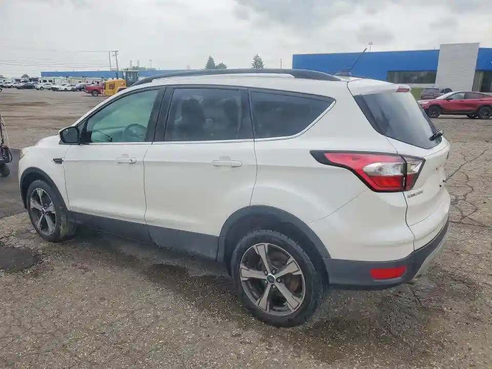 1FMCU9HD9JUB27493 2018 FORD ESCAPE-1