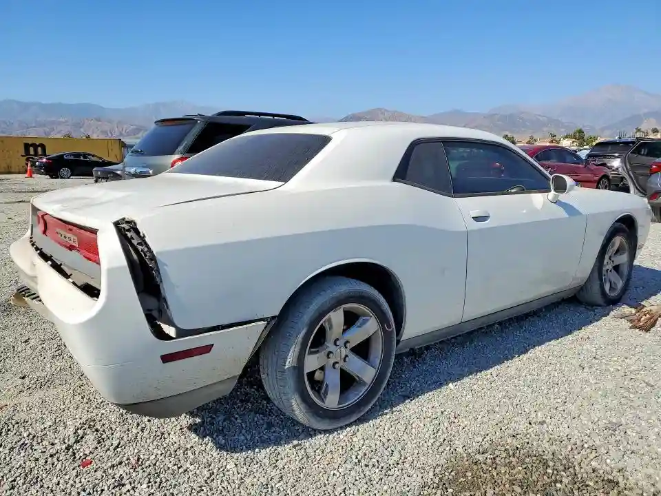 2C3CDYAG2EH290017 2014 DODGE CHALLENGER-2