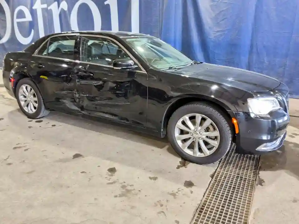2C3CCARG1MH592427 2021 CHRYSLER 300-3