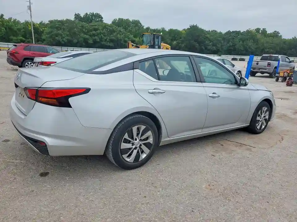 1N4BL4BVXMN399045 2021 NISSAN ALTIMA-2