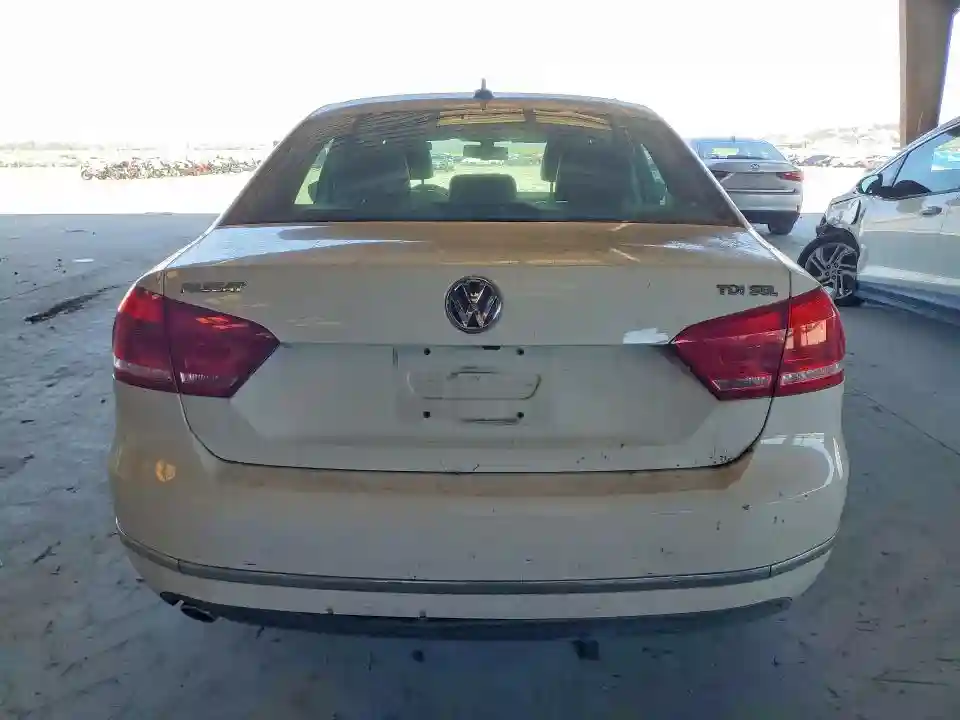1VWCN7A37EC023228 2014 VOLKSWAGEN PASSAT-5