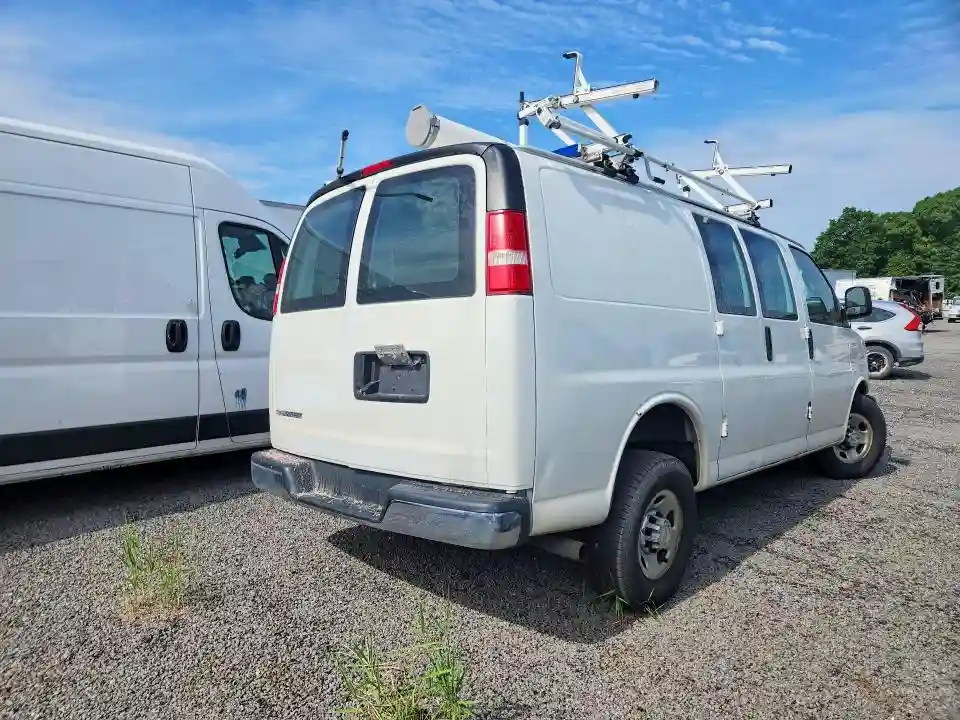 1GCWGAFG7J1903953 2018 CHEVROLET EXPRESS-2