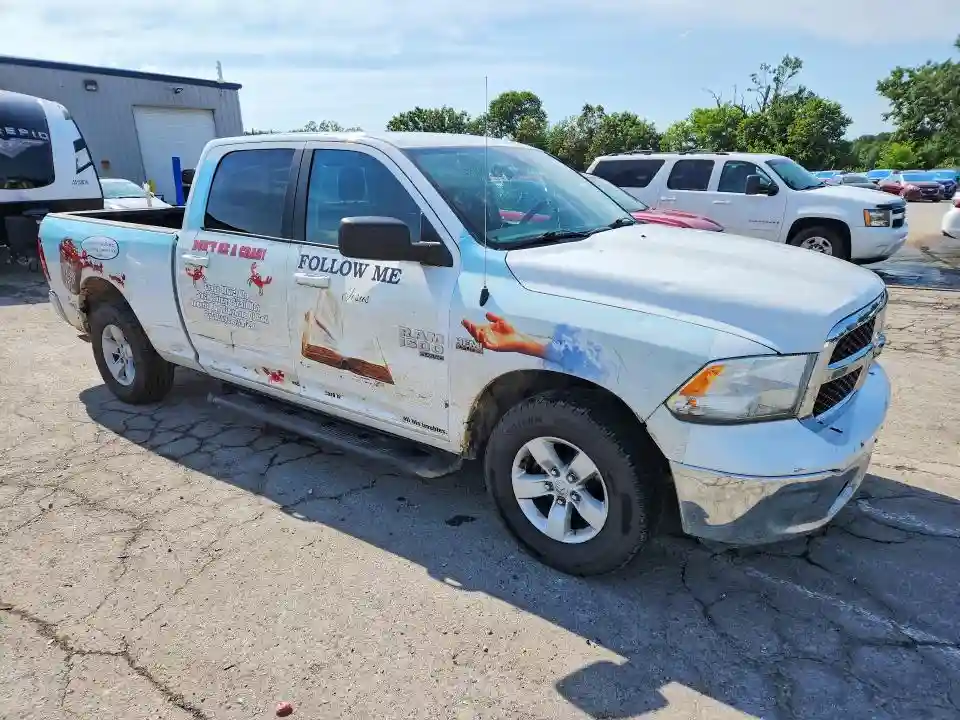 1C6RR7TT9KS646194 2019 RAM 1500-3