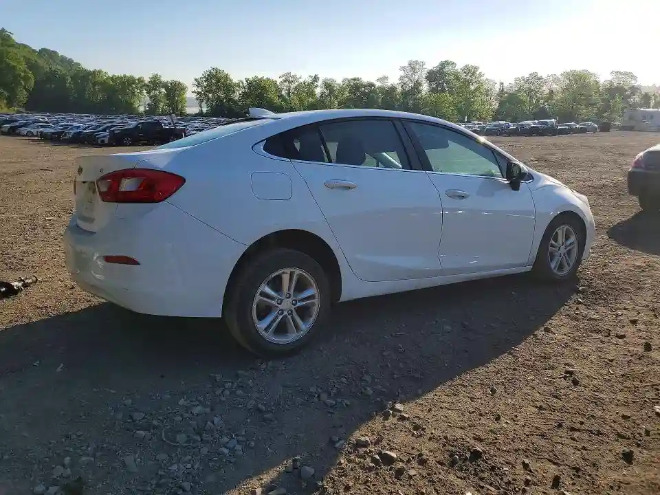 1G1BE5SM1H7256845 2017 CHEVROLET CRUZE-2