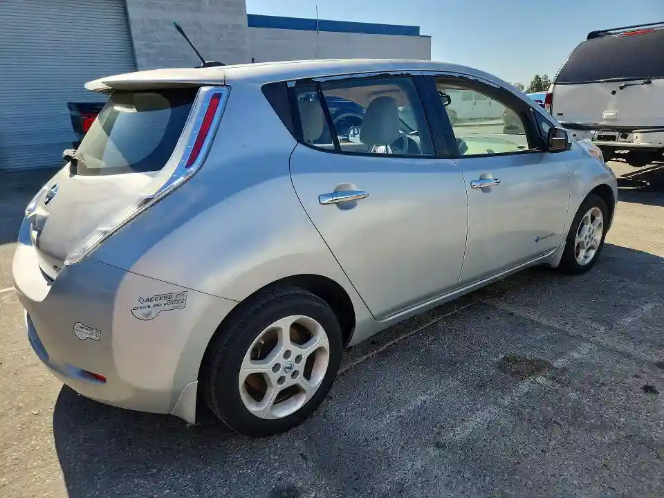 JN1AZ0CP7CT025471 2012 NISSAN LEAF-2