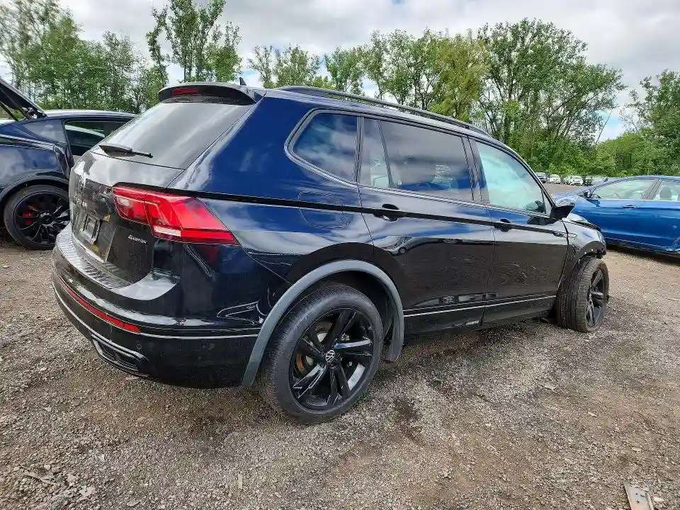 3VV8B7AX4RM038585 2024 VOLKSWAGEN TIGUAN-2