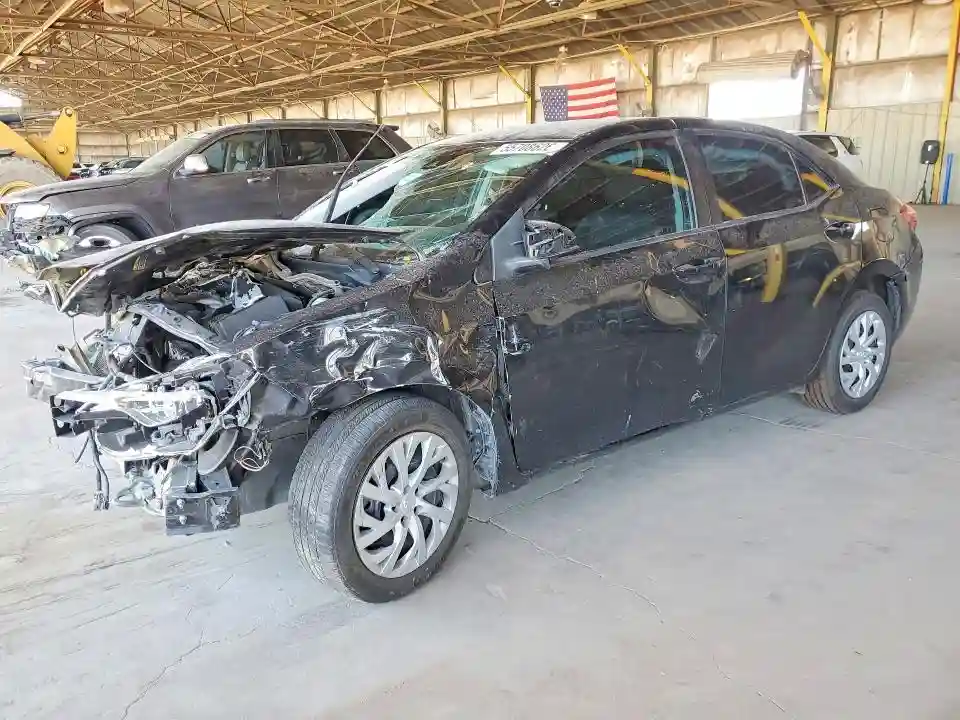 5YFBURHE9JP801695 2018 TOYOTA COROLLA-0