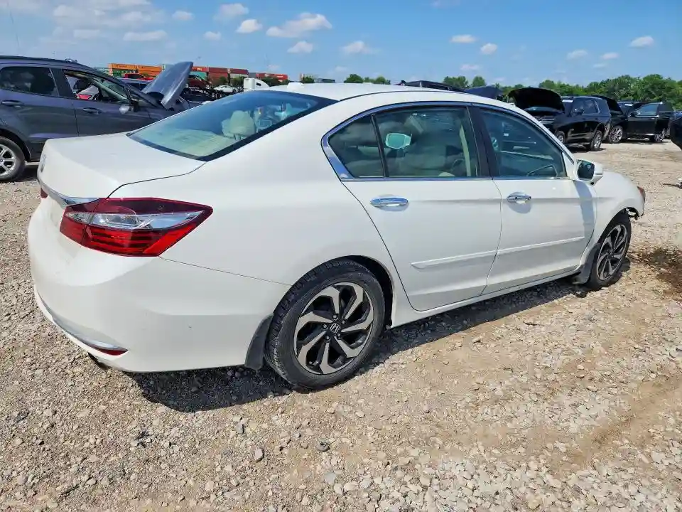 1HGCR2F89HA028060 2017 HONDA ACCORD-2