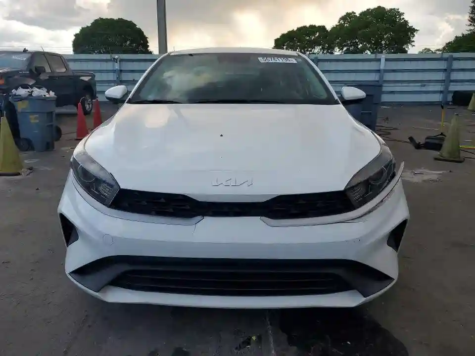 3KPF24AD0NE430199 2022 KIA FORTE-4