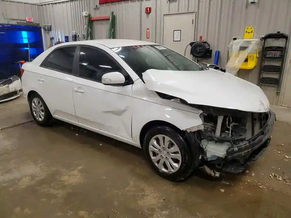 KNAFU4A23A5061849 2010 KIA FORTE-3