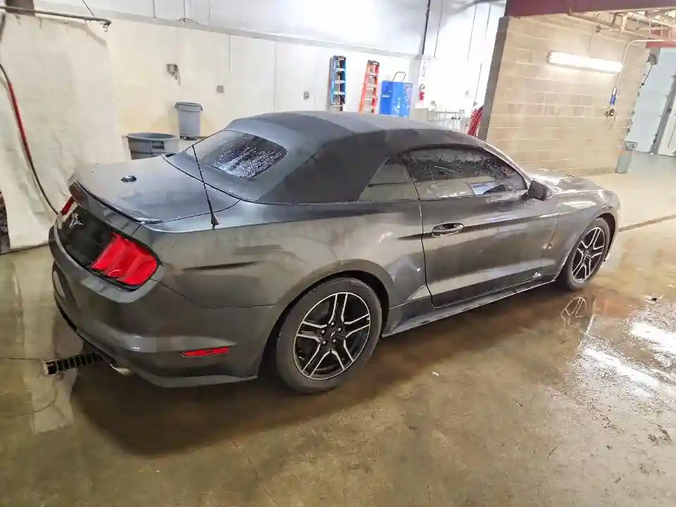 1FATP8UH3J5155207 2018 FORD MUSTANG-2