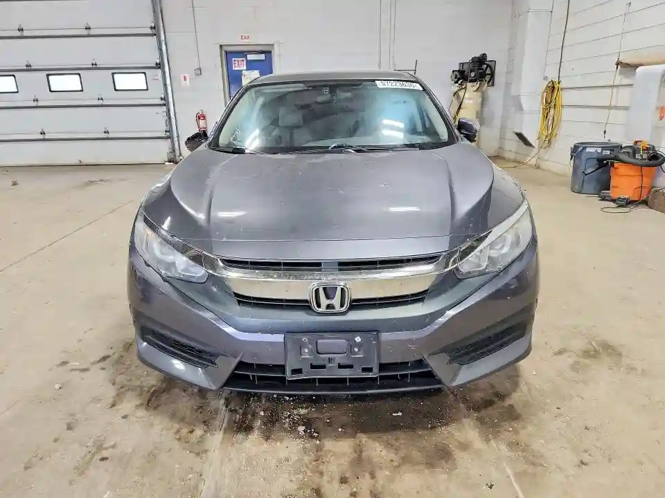 2HGFC2F58JH504858 2018 HONDA CIVIC-4