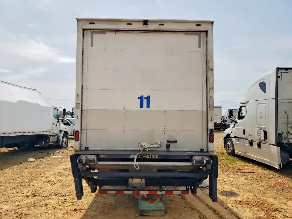 3ALACWFC9JDJN8656 2018 FREIGHTLINER ALL OTHER-5