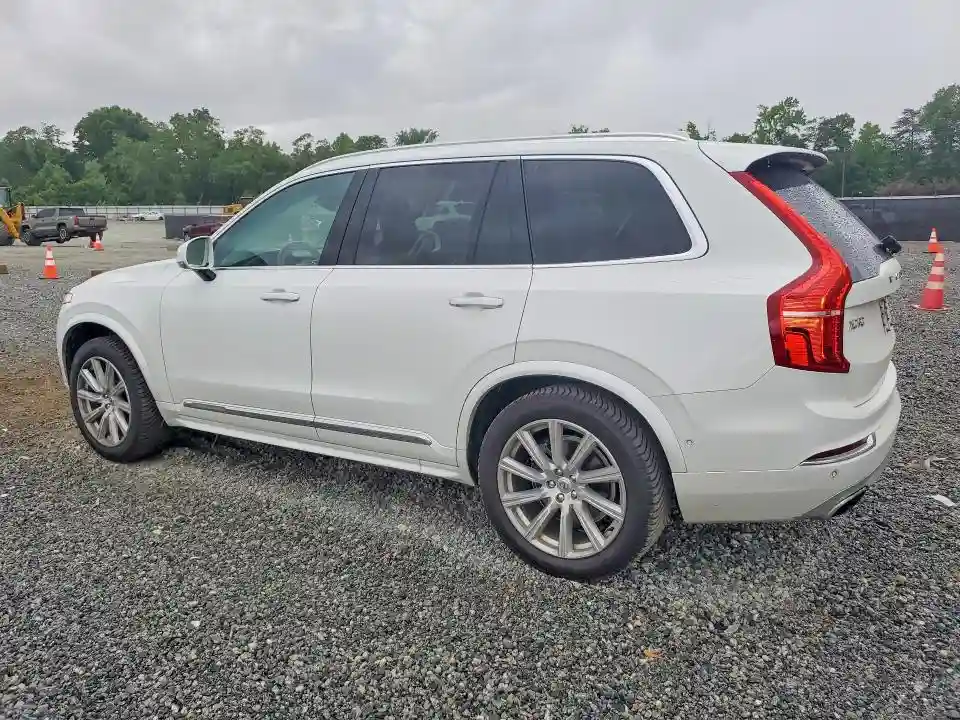 YV4A22PL7K1490456 2019 VOLVO XC90-1