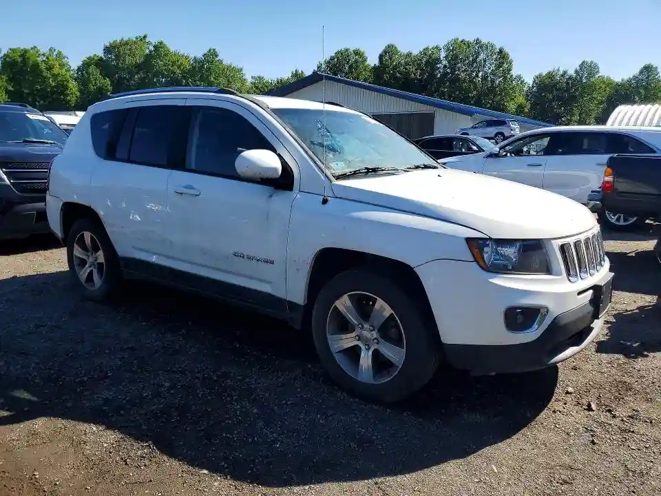 1C4NJDEB4HD108663 2017 JEEP COMPASS-3
