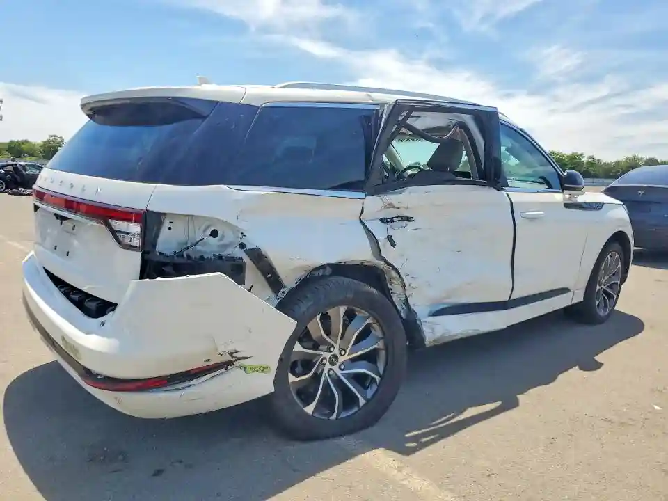 5LMYJ8XY7PNL00182 2023 LINCOLN AVIATOR-2