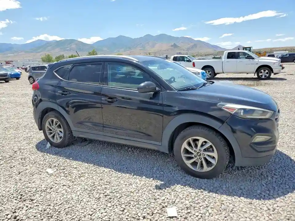 KM8J3CA43GU177364 2016 HYUNDAI TUCSON-3