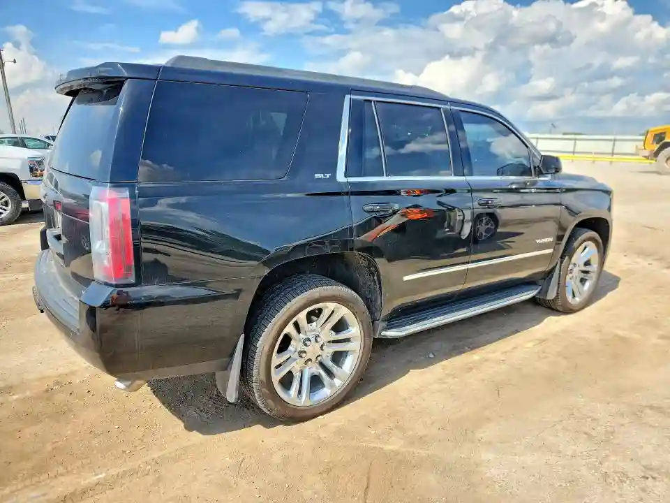 1GKS2BKC4JR318520 2018 GMC YUKON-2