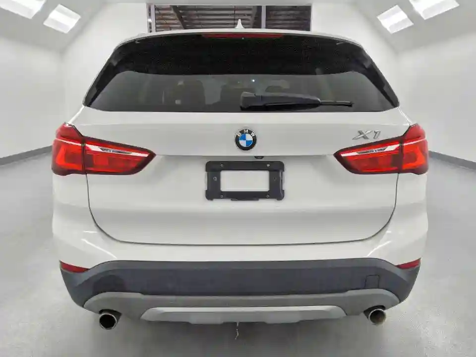 WBXHT3C31J5L24535 2018 BMW X1-5