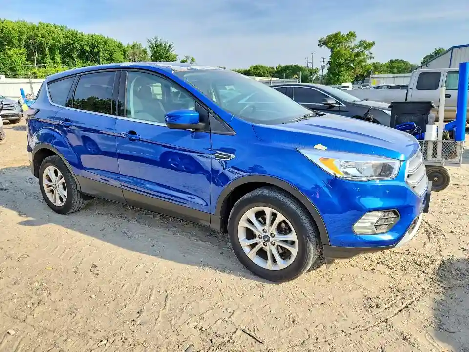 1FMCU0GDXHUB96894 2017 FORD ESCAPE-3
