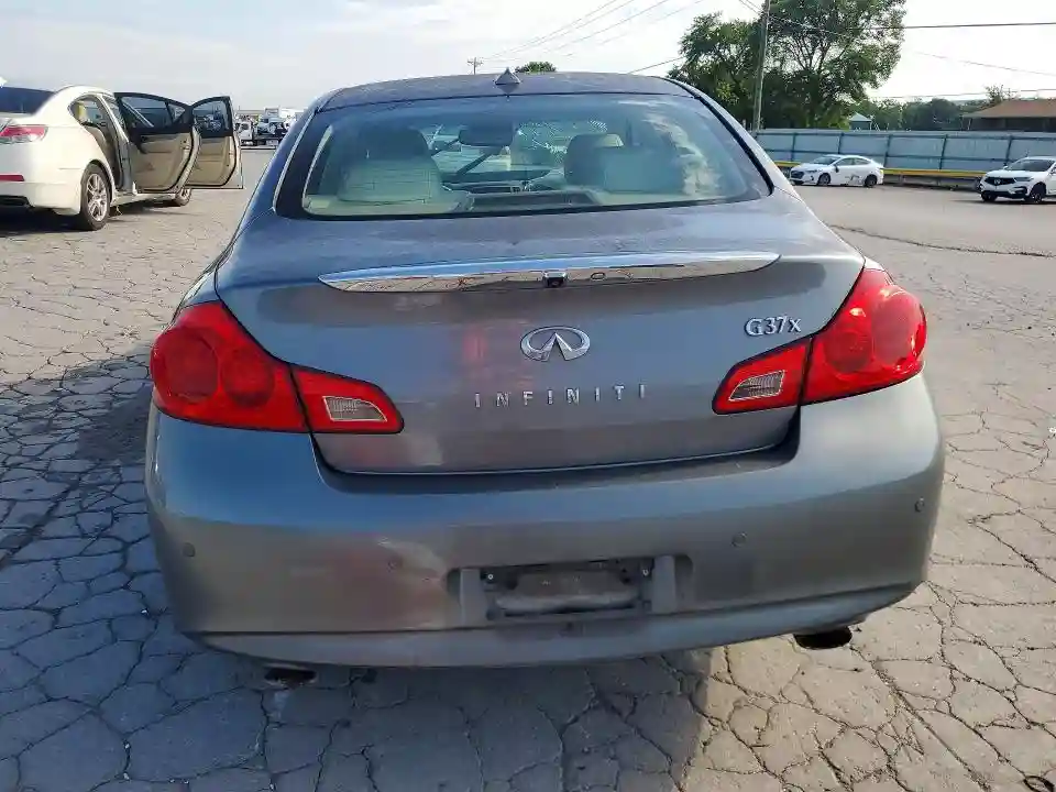 JN1CV6AR9BM405545 2011 INFINITI G37-5