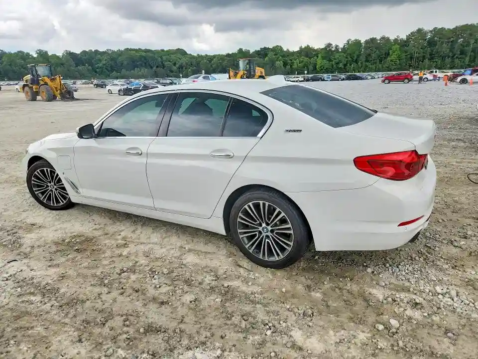 WBAJA9C5XJB032745 2018 BMW 5 SERIES-1