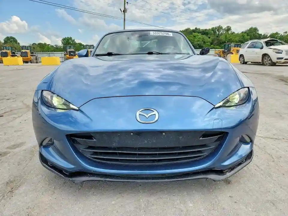 JM1NDAM75L0413740 2020 MAZDA MX5-4