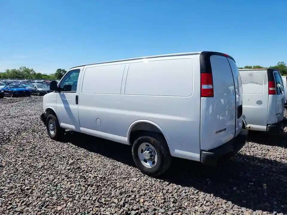 1GCWGAFP6S1255992 2025 CHEVROLET EXPRESS-1