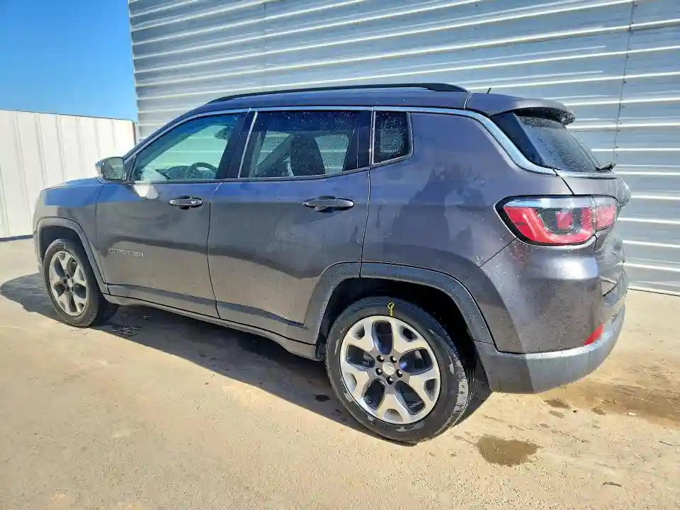 3C4NJCCB4LT152825 2020 JEEP COMPASS-1